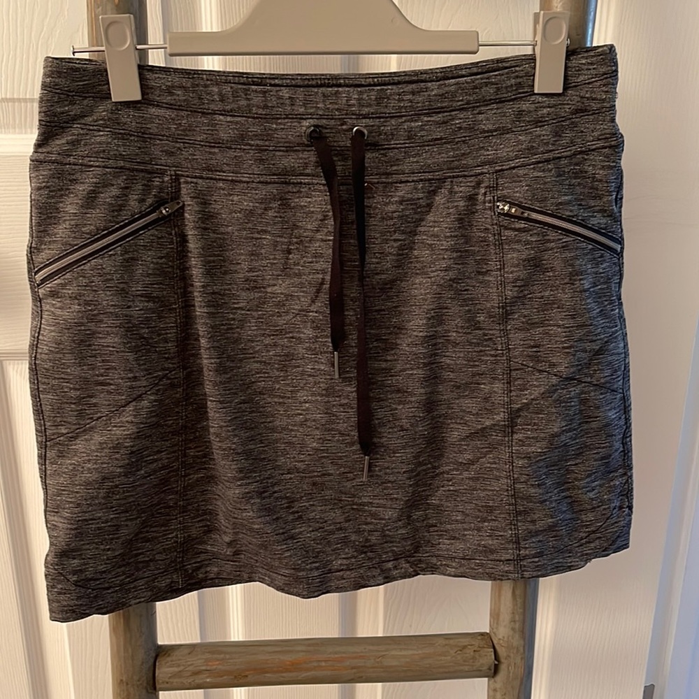Athleta Metro Skort, Medium